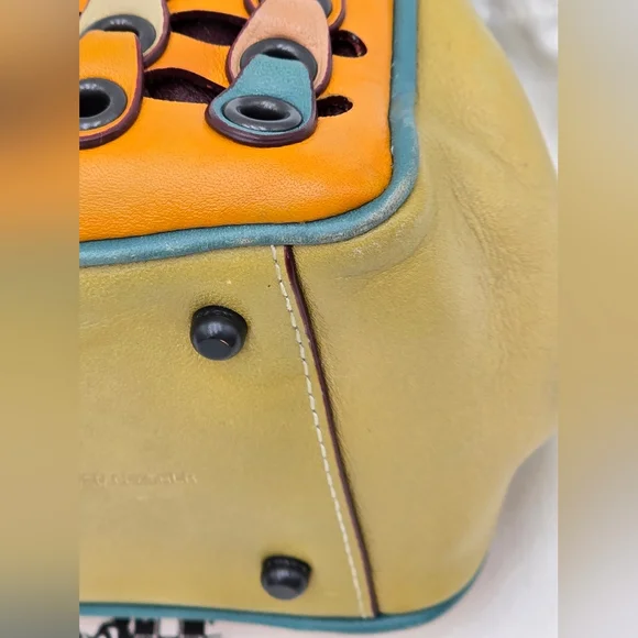 š„RAREš„Coach 1941 Double Kisslock Frame 23 W/ Links Goldenrod Multi - Picture 5 of 16